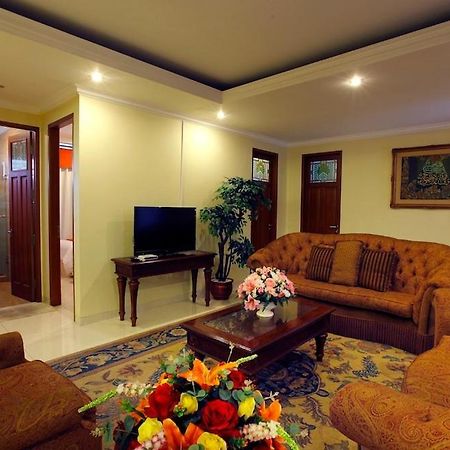 Rumah Aca Бандунг Екстериор снимка